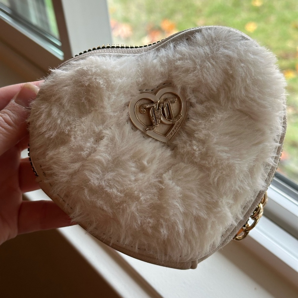 Juicy Couture Cream & Gold Chain Wristlet